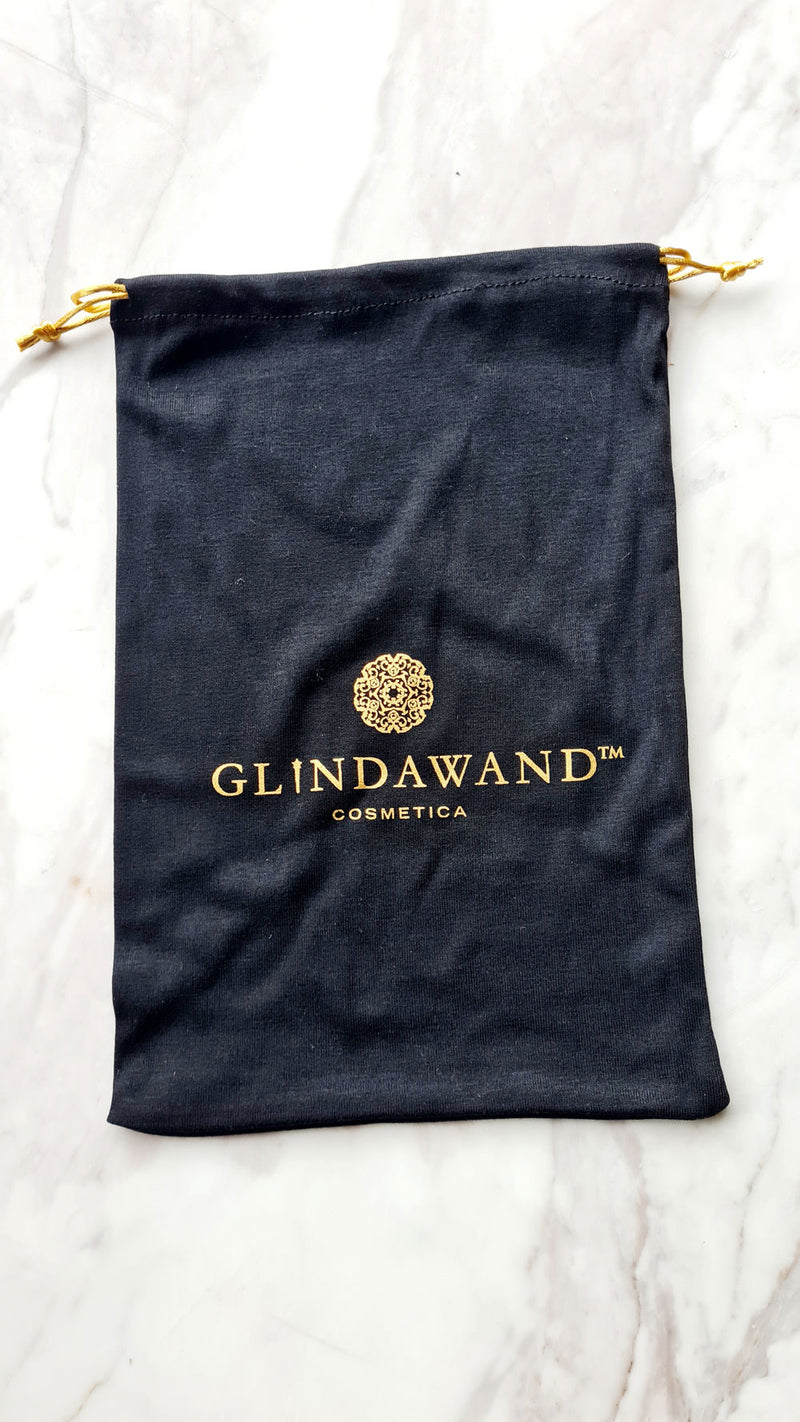 Make Up Cinch Bag by GlindaWand